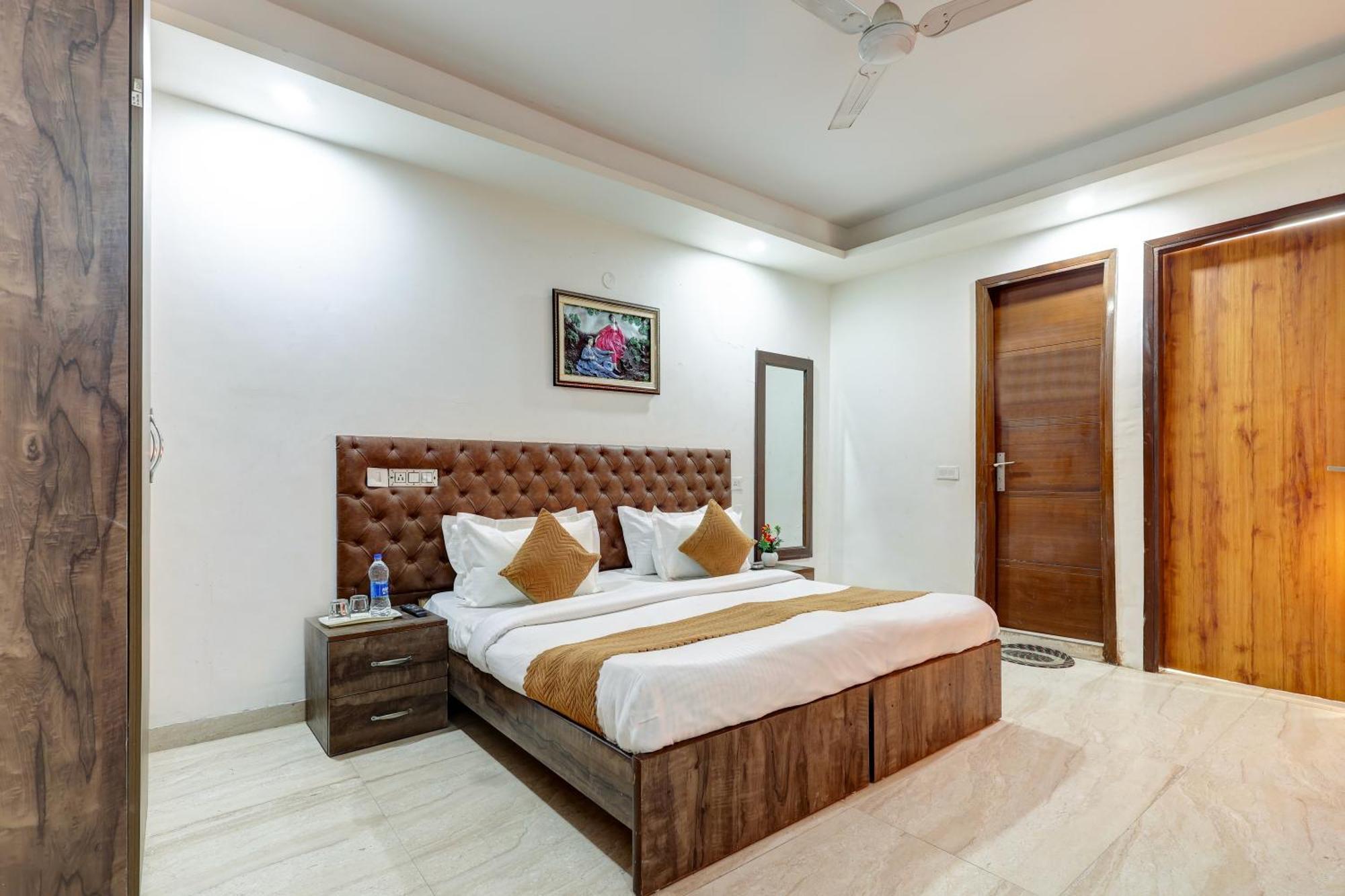 Aron By The Premium * New Delhi